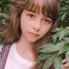 lina kahafizadeh 2004年5月3日 14 歳 日本で活躍する外国人タレント 160 cm 母親ドイツ人 父親イラン人 嵐 友達 ドイツ 人