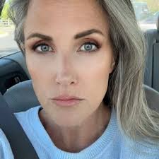 Stephanie Nash (@StephNash410)