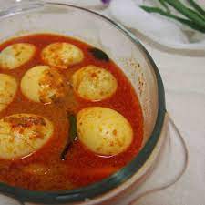Resepi gulai / kari telur ayam ✅ 6 biji telur ayam (rebus selama 15 minit) ✅ minyak masak (untuk telur gulai kuning bahan: Marilah Kita Menggulai Gulai Telur Berempah Kak Yan By Azian Hasan
