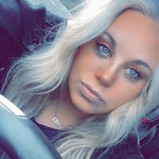 Bradley 🏁⚡️🐐💕🧀 (@babs2742)