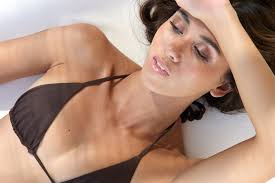 Nitin's Photography, Through the looking glass... #pwgroad