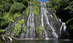 Kabupaten ngawi adalah sebuah kabupaten di provinsi jawa timur. Air Terjun Kota Tinggi Buka