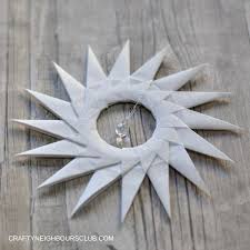 Ich Schenk Dir Ein Licht Weihnachtsstern Falten Aus Pergament Crafty Neighbours Club Weihnachtssterne Falten Weihnachtsstern Sterne Basteln