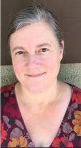 Lora Powell's Instagram, Twitter & Facebook