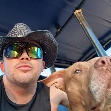 RECOMMEND A YARD GUY FOR TWO HOUSES THAT WILL ACTUALLY SHOW UP.