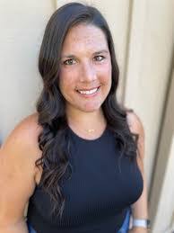 Keri Pelletier's Instagram, Twitter & Facebook