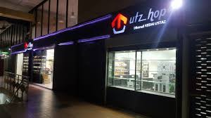 Kebanyakan mereka dipindahkan ke uptown kota damansara pada tahun 2009. Kedai Ustaz Kompleks Pkns Shah Alam Home Facebook