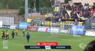 Letter f house fc letter fc circle logo letter fc. Modena F C Contestazione Dei Tifosi A Fine Partita Tv Qui Modena