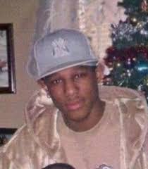 Maurice Everett's Instagram, Twitter & Facebook