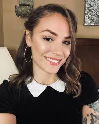 Abbie Shaw's Instagram, Twitter & Facebook