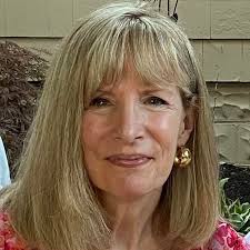 Our next feature is the wonderful Lu Ann Stanley, Attorney at Law at  Coolidge Wall Co., LPA. Lu Ann was previously a Co-Chair for the  Sponsorship Committee