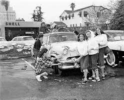 Teens 1950s Car Wash Vintage Cars Vintage Photos