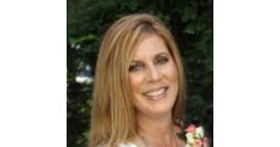 Kelly Broadhead's Instagram, Twitter & Facebook