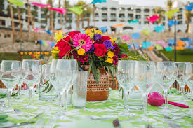 Diy mexican party backdrops for fiesta photos. Elena Damy Festive Mexican Themed Rehearsal Dinner On The Beach Elena Damy