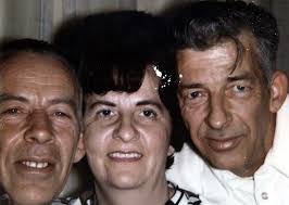 Doris Wray's Instagram, Twitter & Facebook