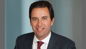 Nombramientos y ceses