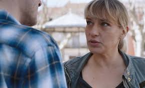 La série demain nous appartient se déroule à sète, une ville au bord de la mer méditerranée. Demain Nous Appartient En Avance Les Daunier Obtiennent La Villa De Leurs Reves Sacha Est Aux Abois Le Resume Detaille De L Episode 918 Du 04 Mai 2021
