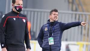Emre belözoğlu kimdir, kaç doğumlu, aslen nereli?, emre belözoğlu boyu, kilosu, biyografisi tüm 7 eylül 1980 tarihinde i̇stanbul'da hayata gözlerini açan emre belözoğlu, aslen baba tarafından. Emre Belozoglu Dan Fenerbahce Gaziantep Maci Yorumu Buyuk Takim Boyle Oynar Fotomac