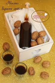 Le ricette del nocino sono tante e diverse fra loro e variano soprattutto in funzione della regione di riferimento. Nocino Liquore Antico Le Ricette Di Mina