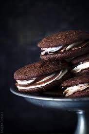 Black And White Vanilla Sandwich Cookies Black And White Brownie Sandwich Cookies Sweet Recipes Yummy Food Chocolate Recipes