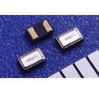 SMD tuning fork crystal oscillator "TFX-04C" リバー ...