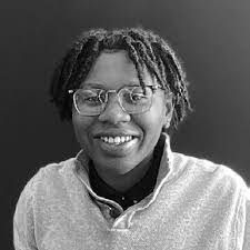 Rose Dacey's Instagram, Twitter & Facebook