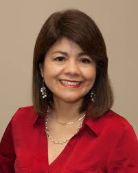 Claudia Olmos's Instagram, Twitter & Facebook