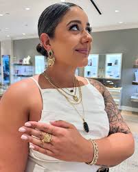 LEOPARD is SO IN this Fall Season. 🐆🤍✨ Shop our NEWEST Fall collection at  Kendra Scott in Hyde Park Village or online at https://www.kendrascott.com/  Our Assistant Manager, Johanna, is wearing: • Maura