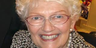 Watercolorist Wilda Sundberg created art, inspired students, cared about  family