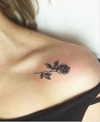 Little Rosetattoo On Shoulder Shouldertattoo Tattoos Shouldertattoos Shoulder Tattoo Shoulder Tattoos For Women Front Shoulder Tattoos