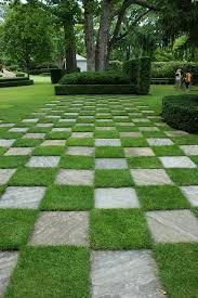 Checkerboard Lawn 1 Front Yard Garden Design Front Yard Landscaping Backyard Landscaping