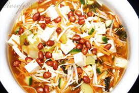 Asinan Sayur This Is Also Kind Of Vegetable Salad By Using Hot And Sour Gravy As A Dressing Sauce Indonesian Food Food Online Food