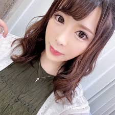 一劍浣春秋さんのインスタグラム写真- (一劍浣春秋Instagram)「‪I罩杯，173公分高身長，有如蛇信的靈活舌頭加上一身騷味，辻井ほのか最近奪走我不少元氣，推薦給大家！‬  ‪辻井穗乃花‬ ‪辻井ほのか‬ 