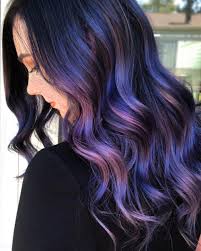 All the information you need to know about dying is in the video! 21 Purple Highlights Trending In 2020 To Show Your Colorist