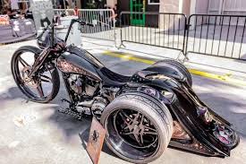 Black Bike Week Myrtle Beach 2020 Memorial Day Weekend Pin De En Trikes Triciclo Moto Triciclo Motos
