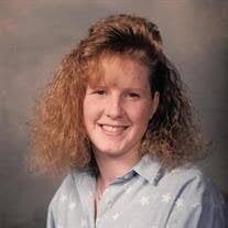 Carolyn Elwood's Instagram, Twitter & Facebook