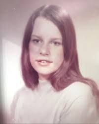 Ann Arens's Instagram, Twitter & Facebook