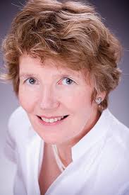 Talk German Complete (Book/CD Pack): Everything you need to make learning  German easy : Wood, Jeanne, Matthews, Judith, Winchester, Susanne, Purcell,  Sue, Schenke, Heiner: Amazon.de: Books