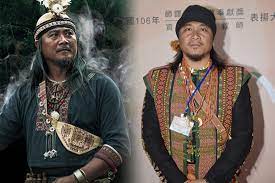 Mar 24, 2021 · 《斯卡羅》的導演為曾執導過經典台劇《一把青》的曹瑞原，而演員則找來金鐘視帝吳慷仁、金鐘視后温貞菱、老戲骨雷洪、演技派夏靖庭以及法比歐等人主演，另外還有查馬克・法拉屋樂、雷斌・金碌兒等排灣族演員，強大的陣容讓人眼睛一亮！ Vrhx Bkq7hk Vm