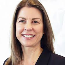 Lisa Vander's Instagram, Twitter & Facebook