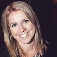 Laurie Probst's Instagram, Twitter & Facebook