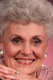 Jeanne Newberry's Instagram, Twitter & Facebook