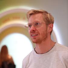 Reddit Fueled Meme-Stock Mania. Now Its CEO Is Overseeing His Own Company's  IPO.