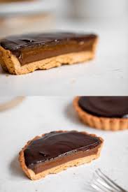 Chocolate Salted Caramel Tart Recipe In 2020 Yummy Chocolate Desserts Salted Caramel Chocolate Tart Tart Recipes