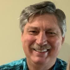 How does Roadie app send notifications?