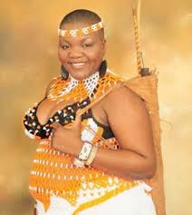 Another drop from a south african record producer, singer and songwriter . download khoisan maxy ga ke mmadirabanyana mp3 fames as the queen of sands, khoisan maxy returns to the top of the trends with a brand . Khoisan Maxy Debuts With Why Uvuma