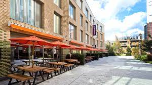 Wander along the buzzing southbank, with its riverside venues, restaurants and bars. Premier Inn Opens New Southwark Hotel Business Traveller