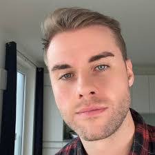 Cory Valencia's Instagram, Twitter & Facebook