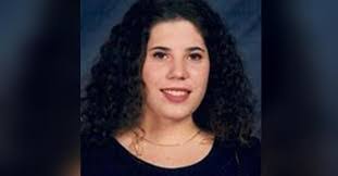 Laura Thames's Instagram, Twitter & Facebook