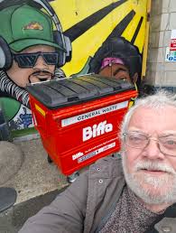Old and tatty…..Biffa not me 😂😂